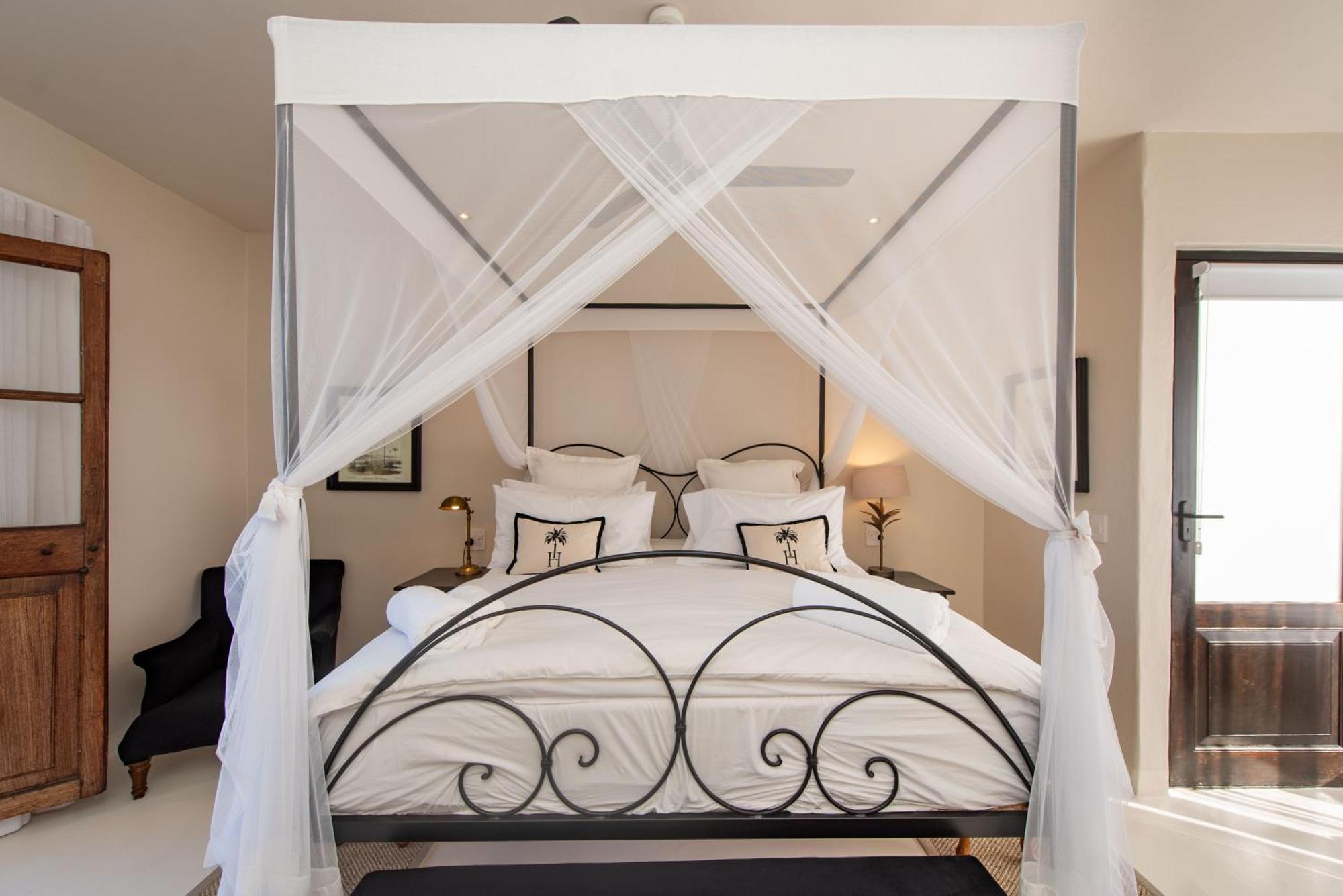 Hotel The Ivory Haus Plettenberg Bay Exterior foto